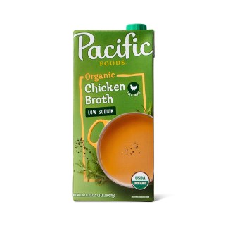 Pacific Foods Organic Free Range Chicken Broth Low Sodium 946mL